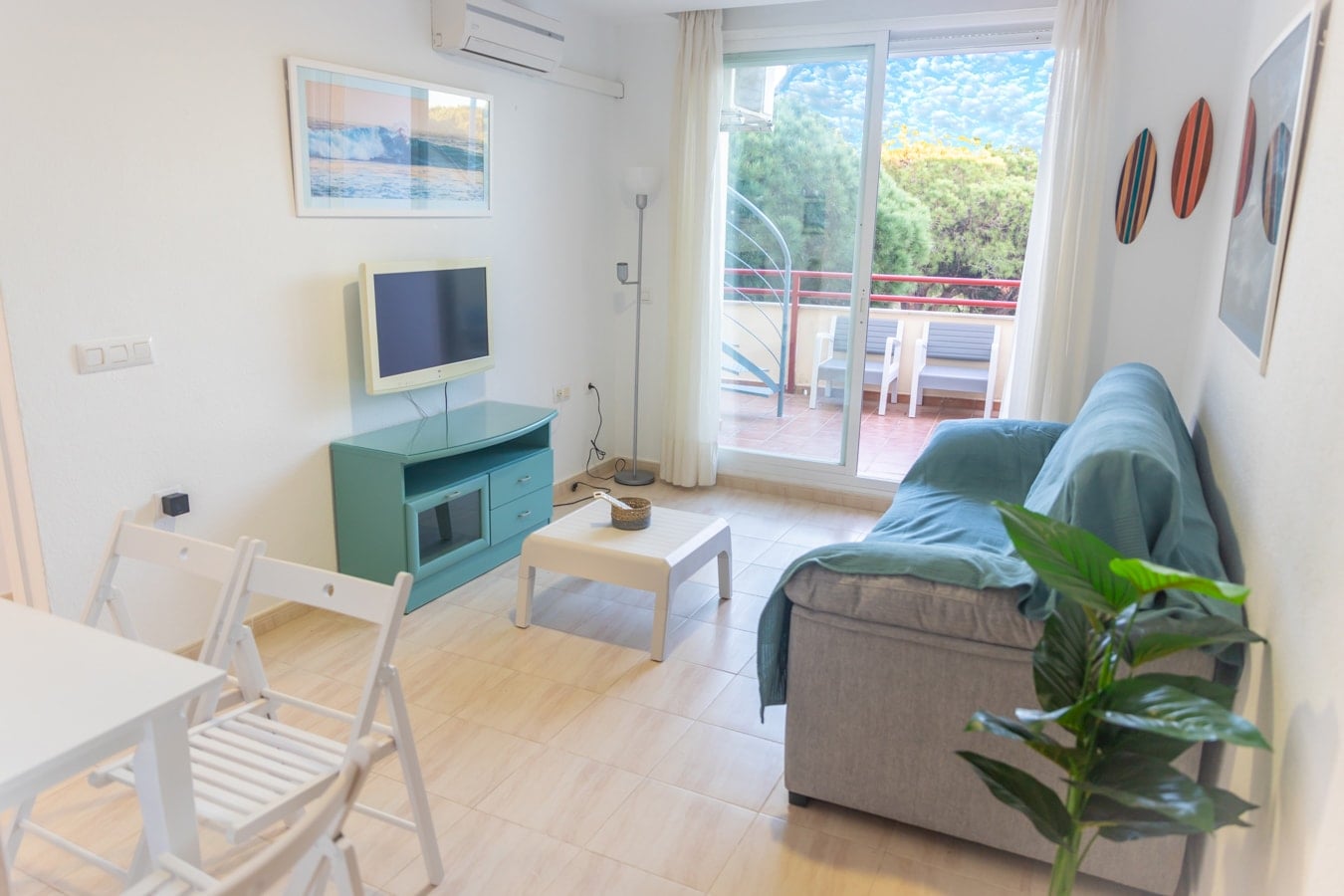 Sereno en Caños: Terraza, piscina y playa — foto principal