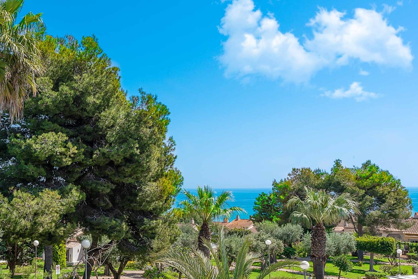 Bungalow Blue Dream 4 -Sea views, terrace and pool — foto 8