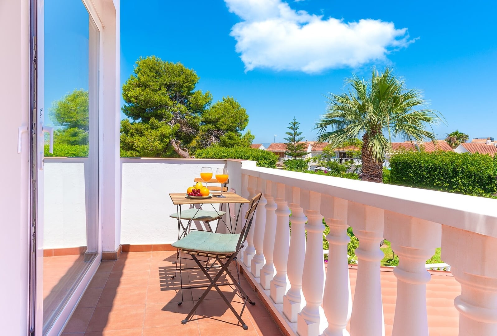 Apartamento top: vistas al mar, balcón y piscina — foto 13