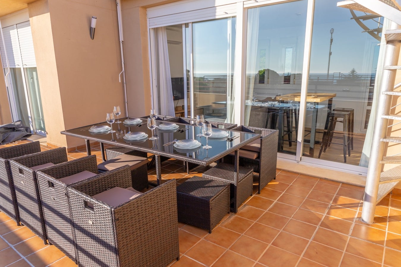 Frente al mar en Los Caños: Terraza y piscina — foto 5