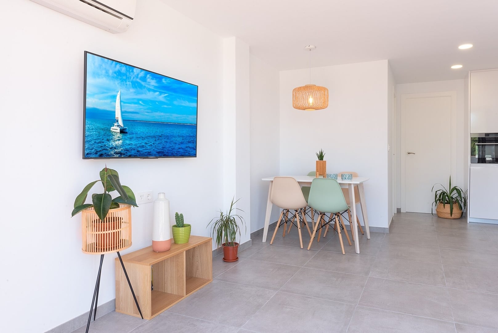 Apartamento top: vistas al mar, balcón y piscina — foto 8