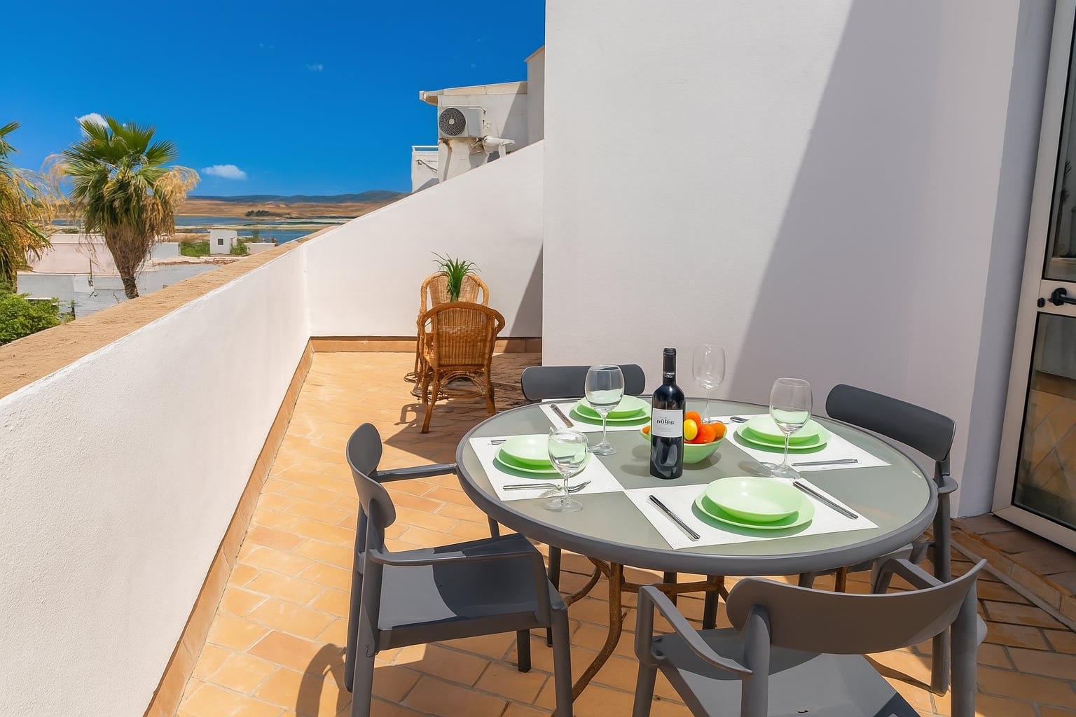 Ático con terraza y vistas a la marisma — foto 11