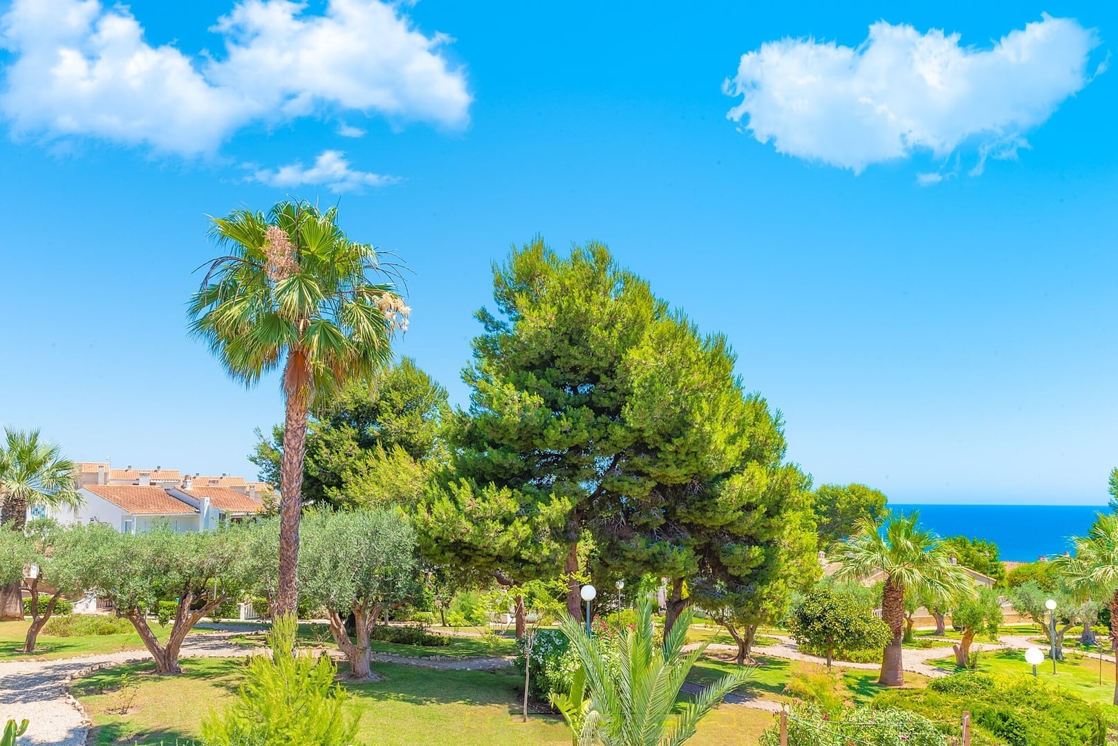 Apartamento top: vistas al mar, balcón y piscina — foto 14