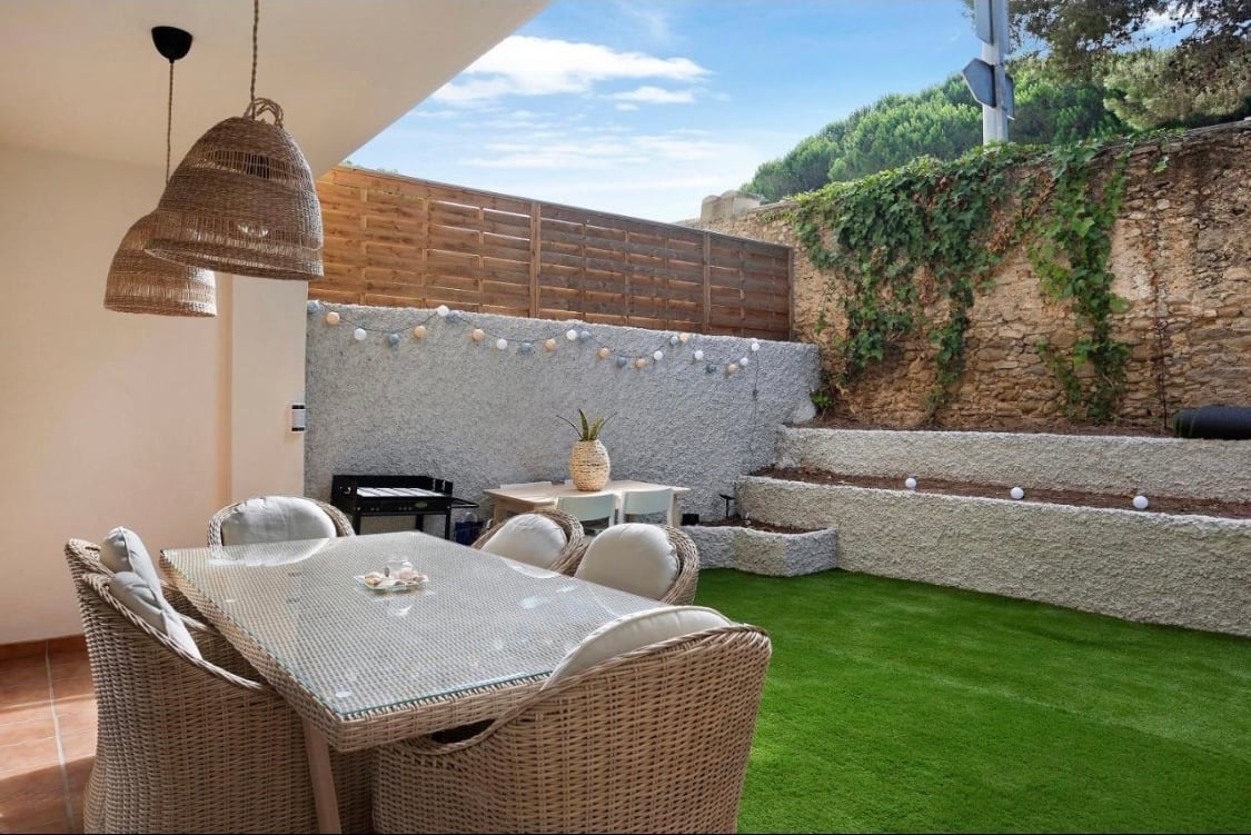 Magnífico Duplex en Caños con Jardín y piscina — foto principal