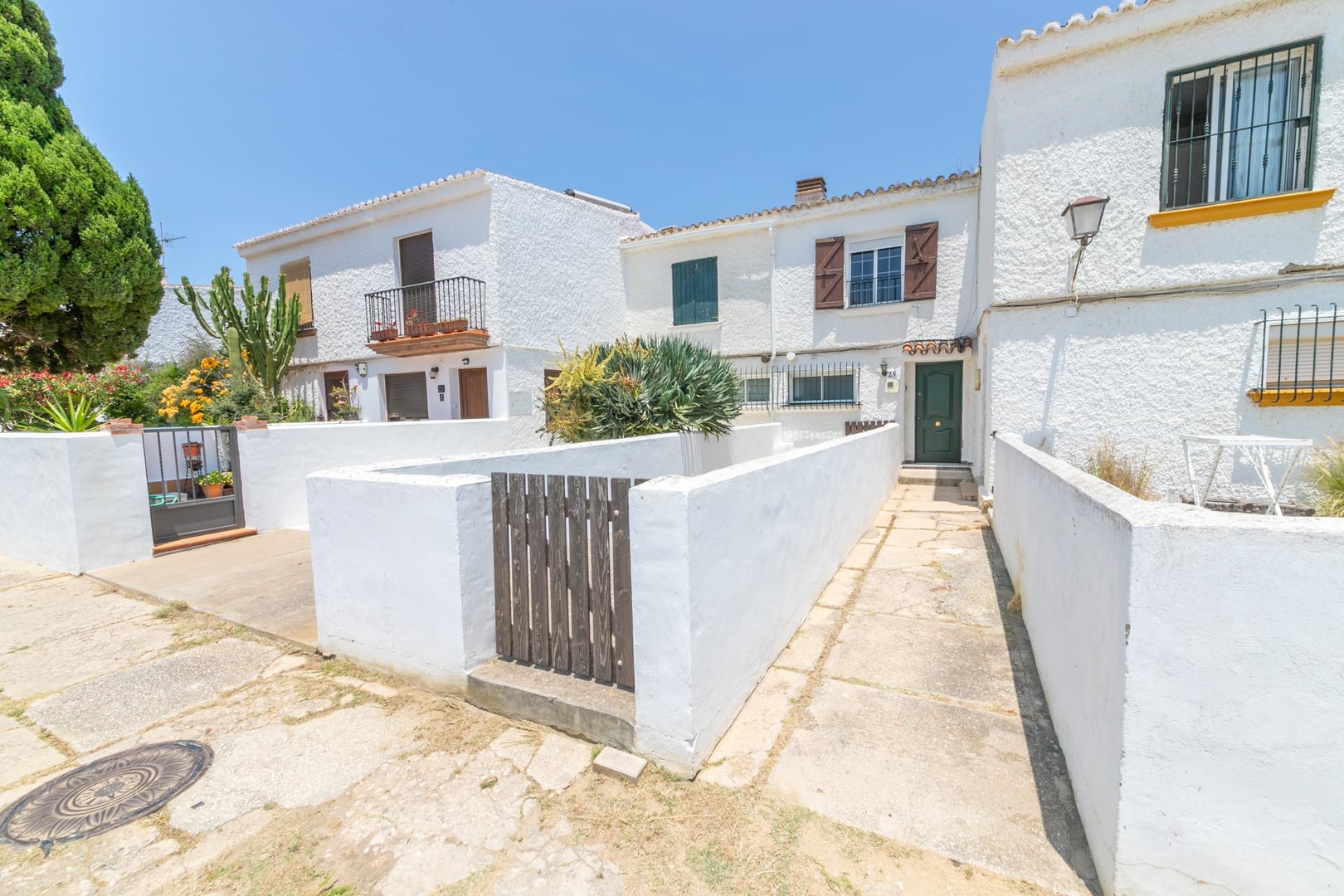 Patio andaluz en Zahara, a pasos de la playa — foto 25