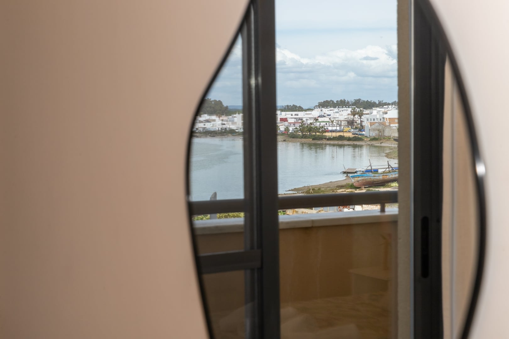 Piscina, garaje y encanto en Barbate — foto 19