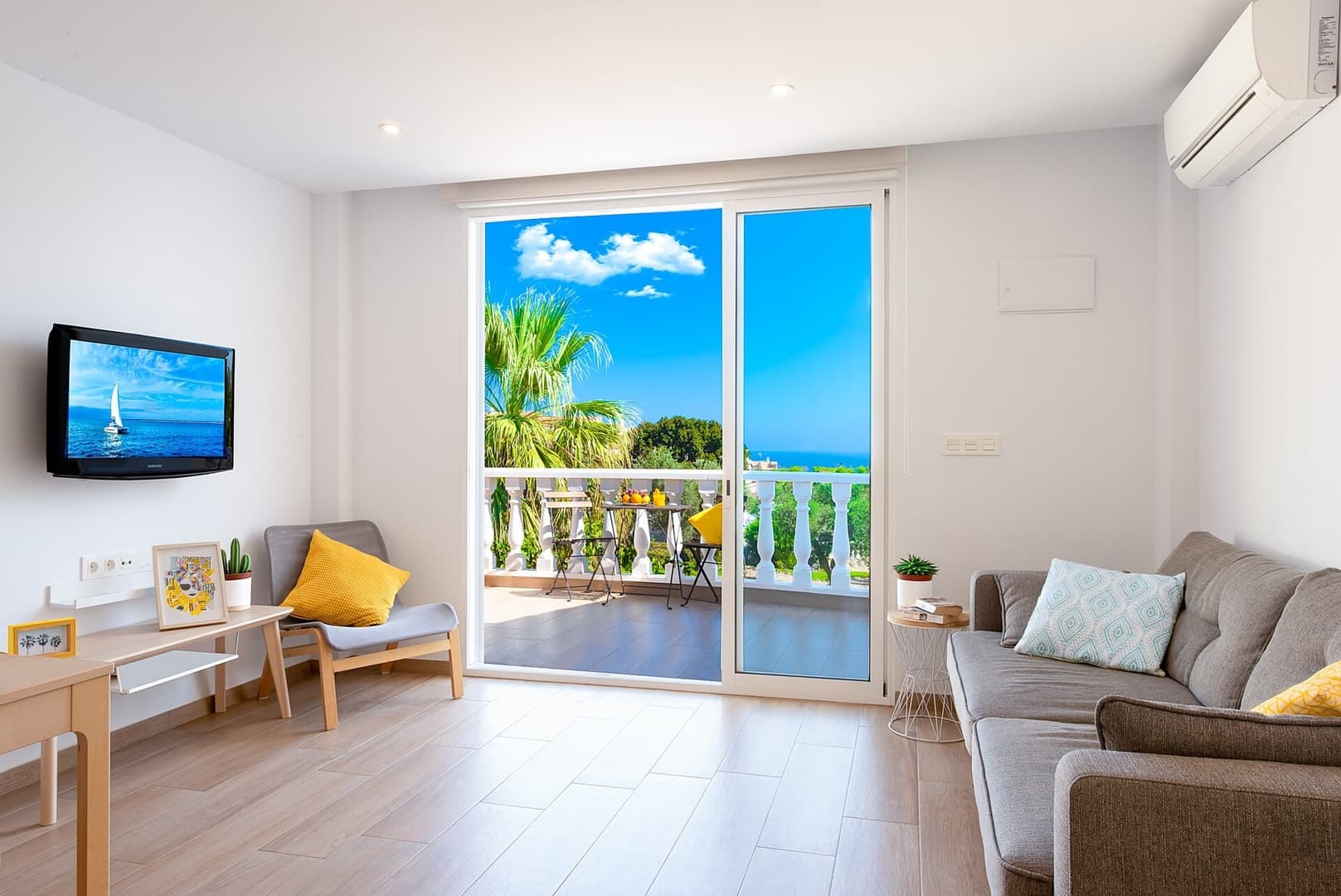 Nordic Style: Sea views, Terrace and pool — Gran Alacant